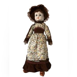 Vintage Old Fashioned Porcelain Doll in Calico Floral Dress and Hat 18" VTG